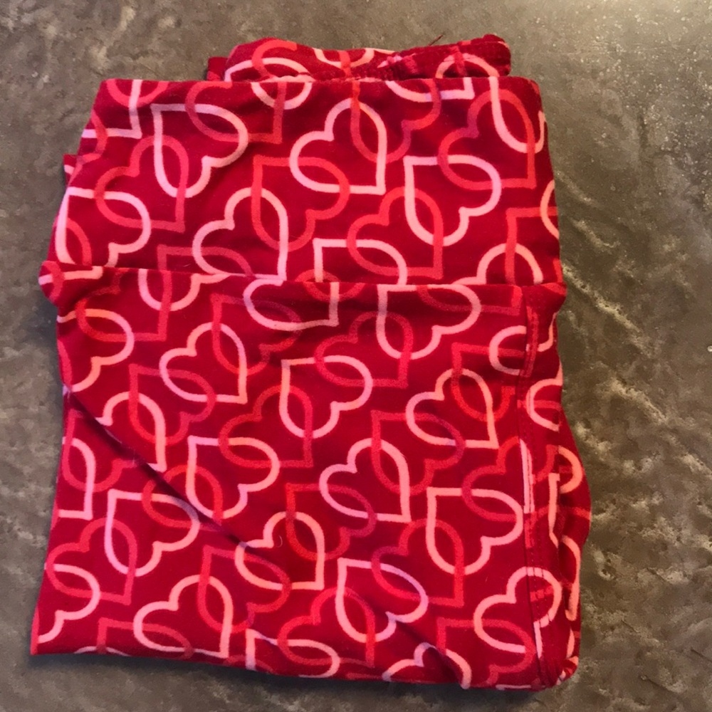 Heart OS Lularoe leggings